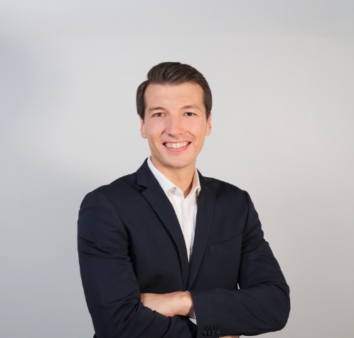 Consultant en stratégie et entrepreneur, Clément Chenut est expert de la transformation des chaînes de valeur industrielles. Il accompagne dirigeants et investisseurs sur les enjeux de développement et de création de valeur durable.